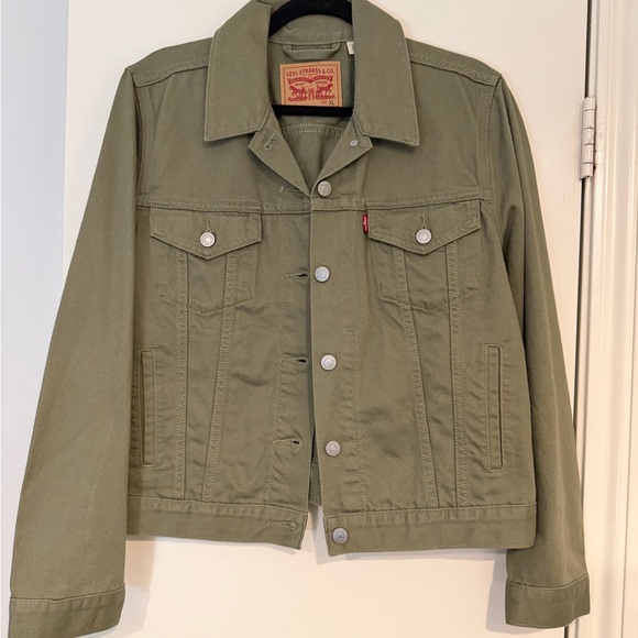 Levi's women's Khaki Green Jacket - Picture 1 of 3